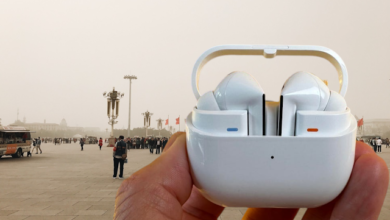 مقارنة دقيقة بين - Samsung Galaxy Buds 3 Pro و Apple AirPods Pro 2 أيهما أفضل