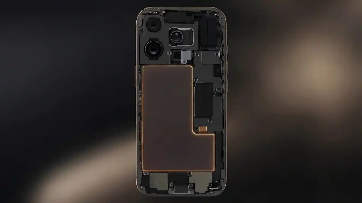تصور لهاتف iPhone 18 Pro Max مع التركيز على تحسينات البطارية المتوقعة وفق أحدث التسريبات