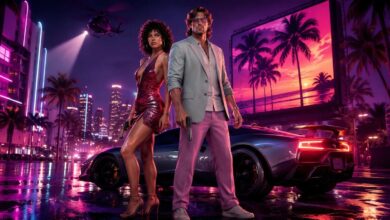 شخصيتا GTA 6 تقفان أمام سيارة رياضية في مدينة Vice City ليلًا وسط أجواء سينمائية