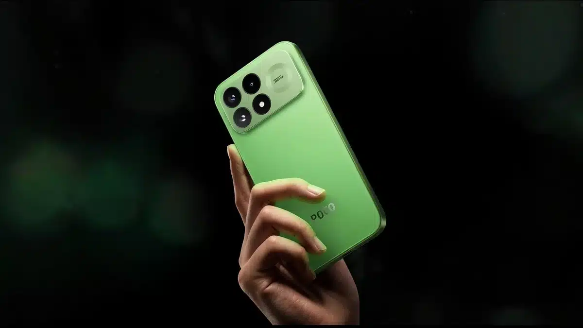 POCO F9 Ultra باللون الأخضر مع شاشة AMOLED وكاميرا 200 ميجابكسل
