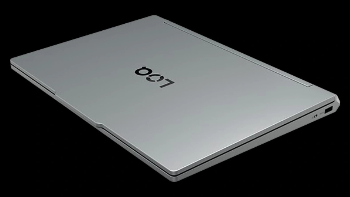 Lenovo LOQ Essential 15IPH11 بتصميم Luna Grey