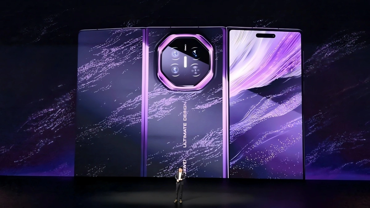 Huawei Mate XT 2 هاتف هواوي ثلاثي الطي بشاشة 10.2 بوصة