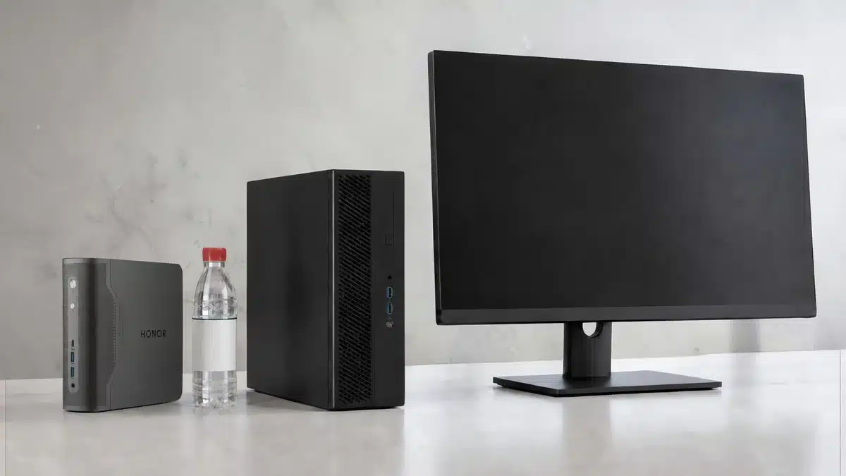محطة HONOR AXB35 AI Workstation بحجم 2 لتر