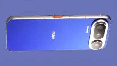 تصميم هاتف nubia NaviX Ultra باللون الأزرق وزر برتقالي مميز