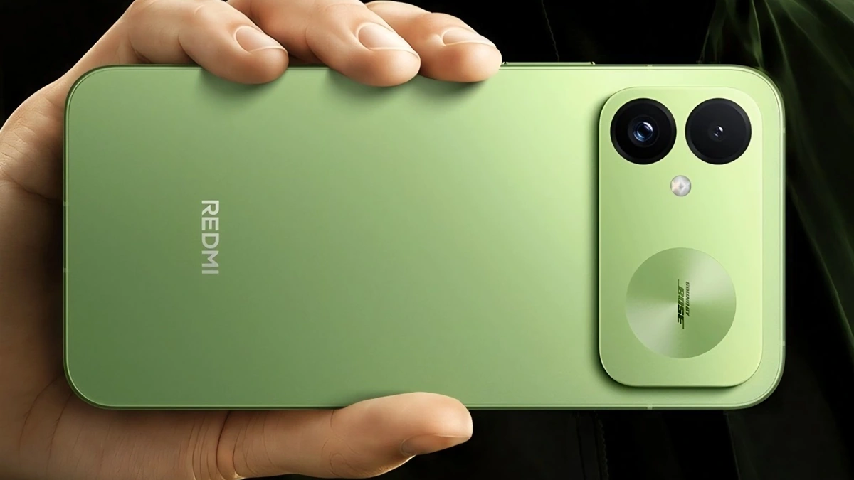 هاتف REDMI K100 باللون الأخضر الجديد بتصميم خلفي مميز