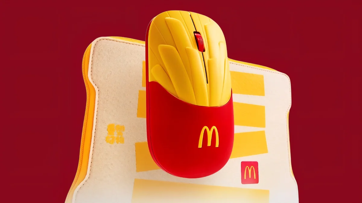 ماوس ماكدونالدز Fry Mark المصنوع جزئيًا من ألعاب Happy Meal المعاد تدويرها مع حقيبة تتحول إلى لوحة ماوس